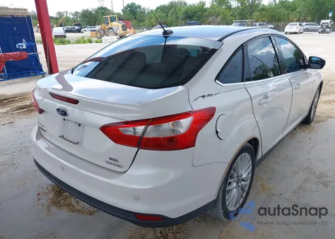 2012 Ford Focus Sel из США, поврежденный, VIN 1FAHP3H23CL473373